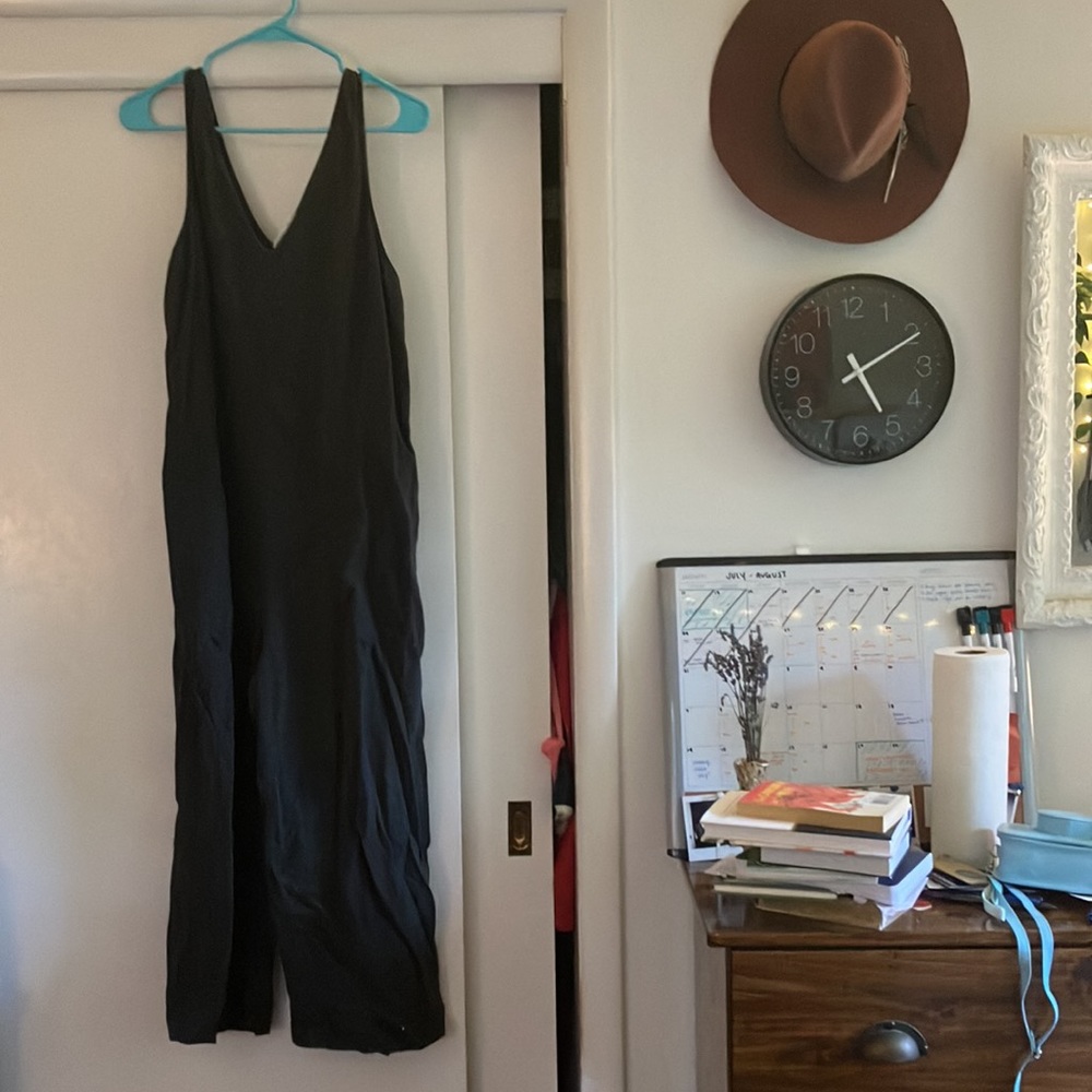 Universal Thread Charcoal Sleeveless Jumpsuit